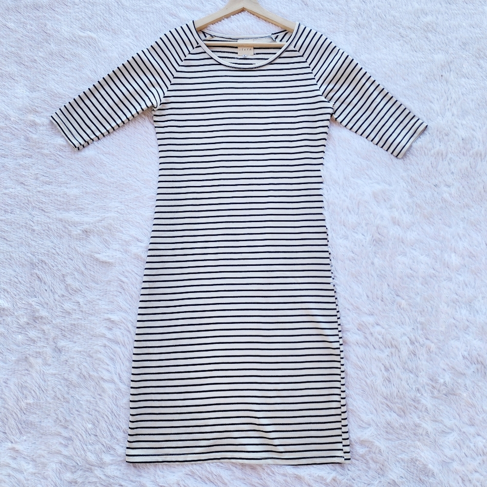 Clad & Cloth Striped Cotton‎ Short Sleeve Midi Dress